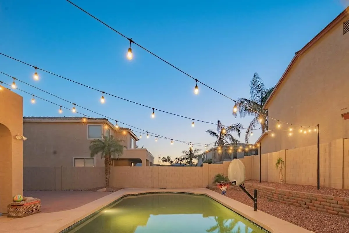 Family Fun Retreat Mesa Az W Pool Villa 0*,